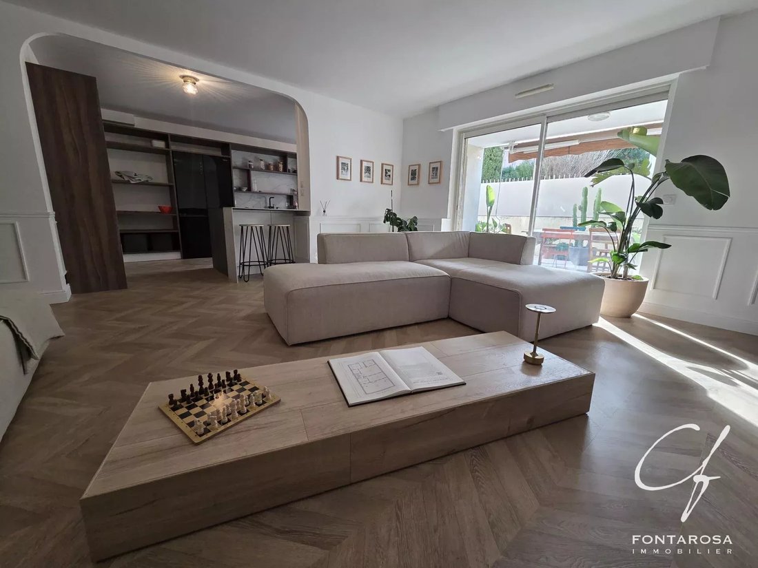 Apartment in Plateau Notre Dame Sud-Bord de mer-Beaurivage, Saint-Raphaël, France 1 - 16836883