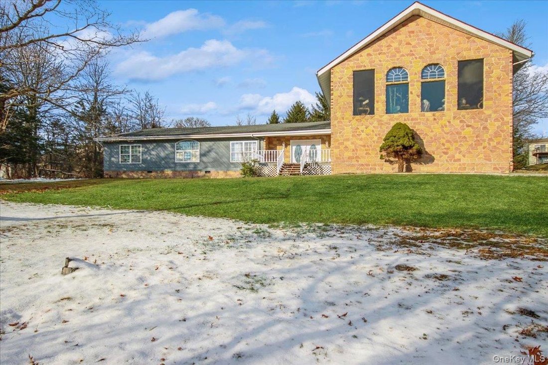 House in Newburgh, New York, United States 2 - 16806553