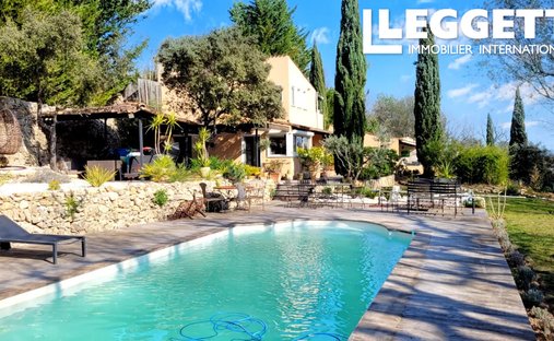 Casa a Cotignac, Provenza-Alpi-Costa Azzurra, Francia 1