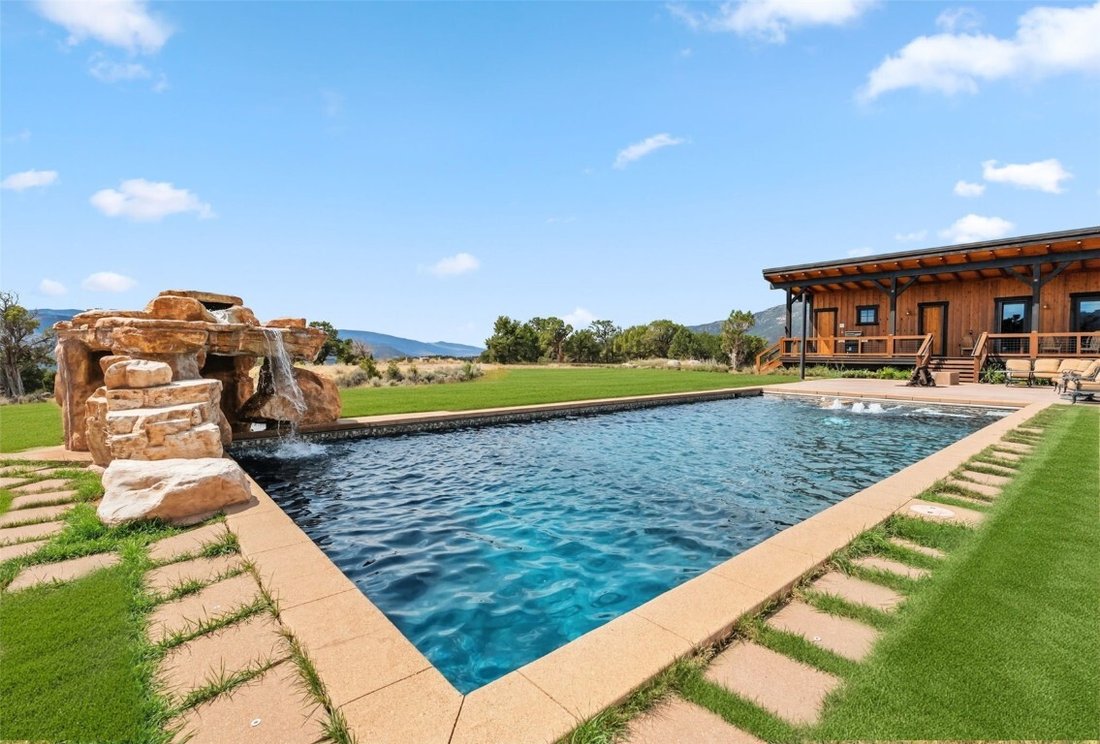 House in McCoy, Colorado, United States 3 - 16833799
