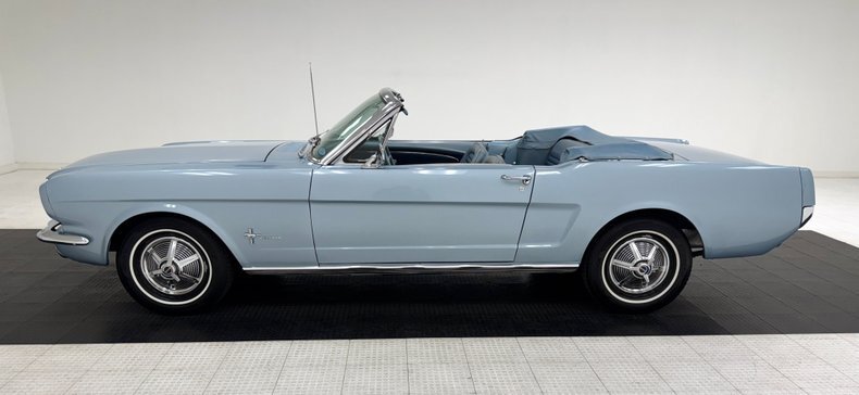 Cabriolet in Morgantown, United States 4 - 16834754