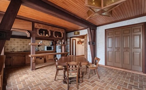 Castle for Sale in Tournus, Bourgogne-Franche-Comté, France