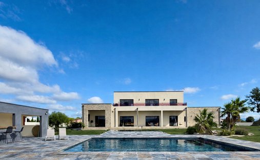 A Listed Property Overlooking The Pyrenees And The Aude Valley