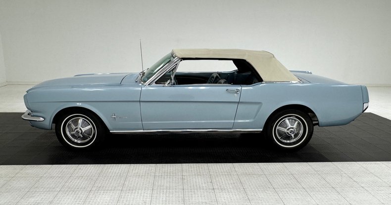 Cabriolet in Morgantown, United States 3 - 16834754