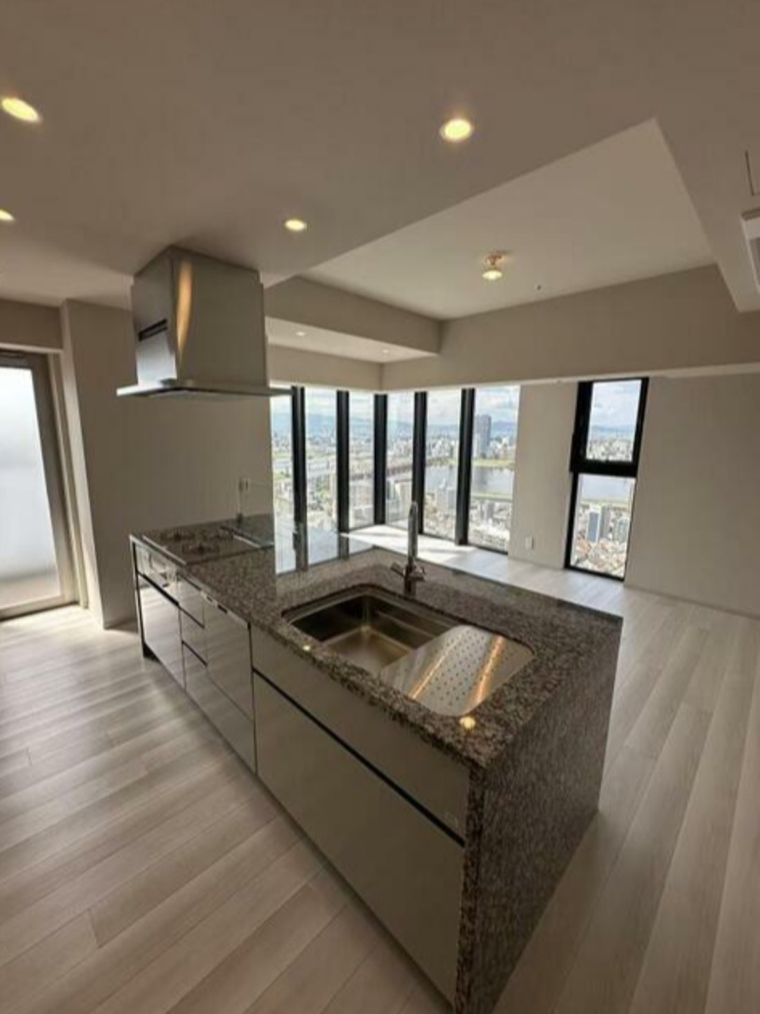 Condo in Osaka, Osaka, Japan 3 - 16840288