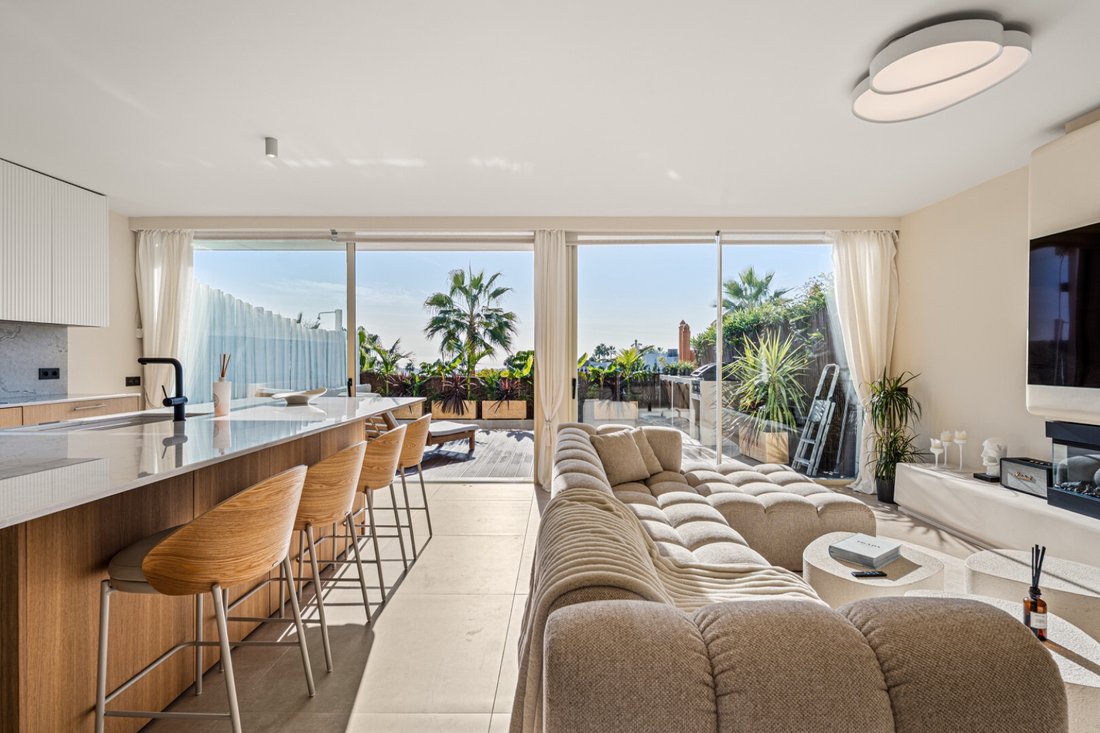 Apartment in Puerto Banus, Marbella, Spain 2 - 16834448