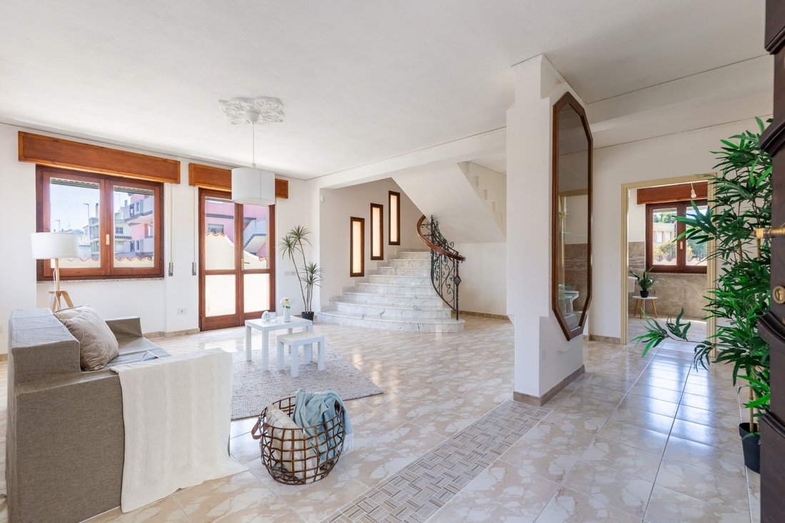 House in San Benedetto, Quartu Sant'Elena, Italy 2 - 15626177