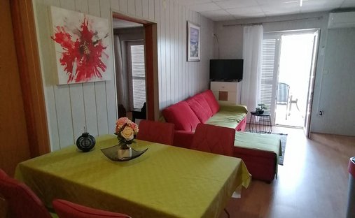 Villa in Municipality of Lopar, Primorje-Gorski Kotar County, Croatia 1