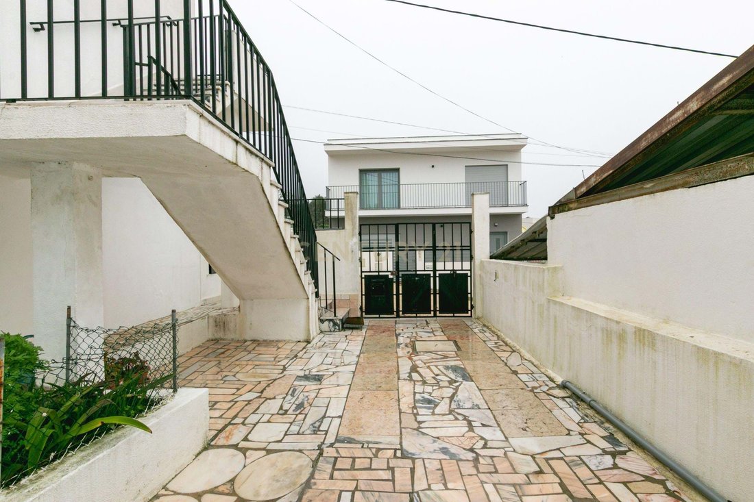 Villa in Alverca do Ribatejo, Lisbon, Portugal 2 - 16838518