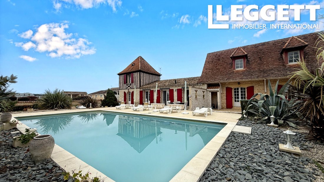 Villa in Gardonne, Nouvelle-Aquitaine, France 1 - 16372375