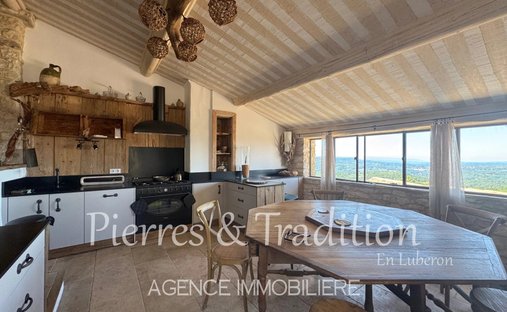 House in Caseneuve, Provence-Alpes-Côte d'Azur, France 1