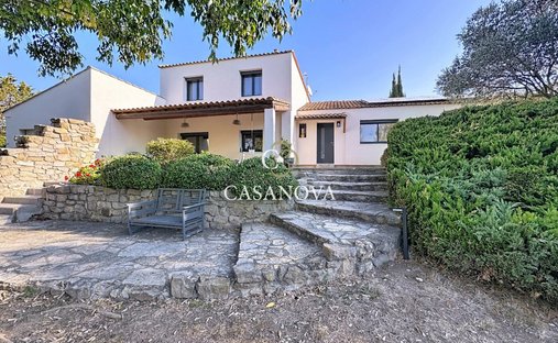 Castle for Sale in Pézenas, Occitanie, France