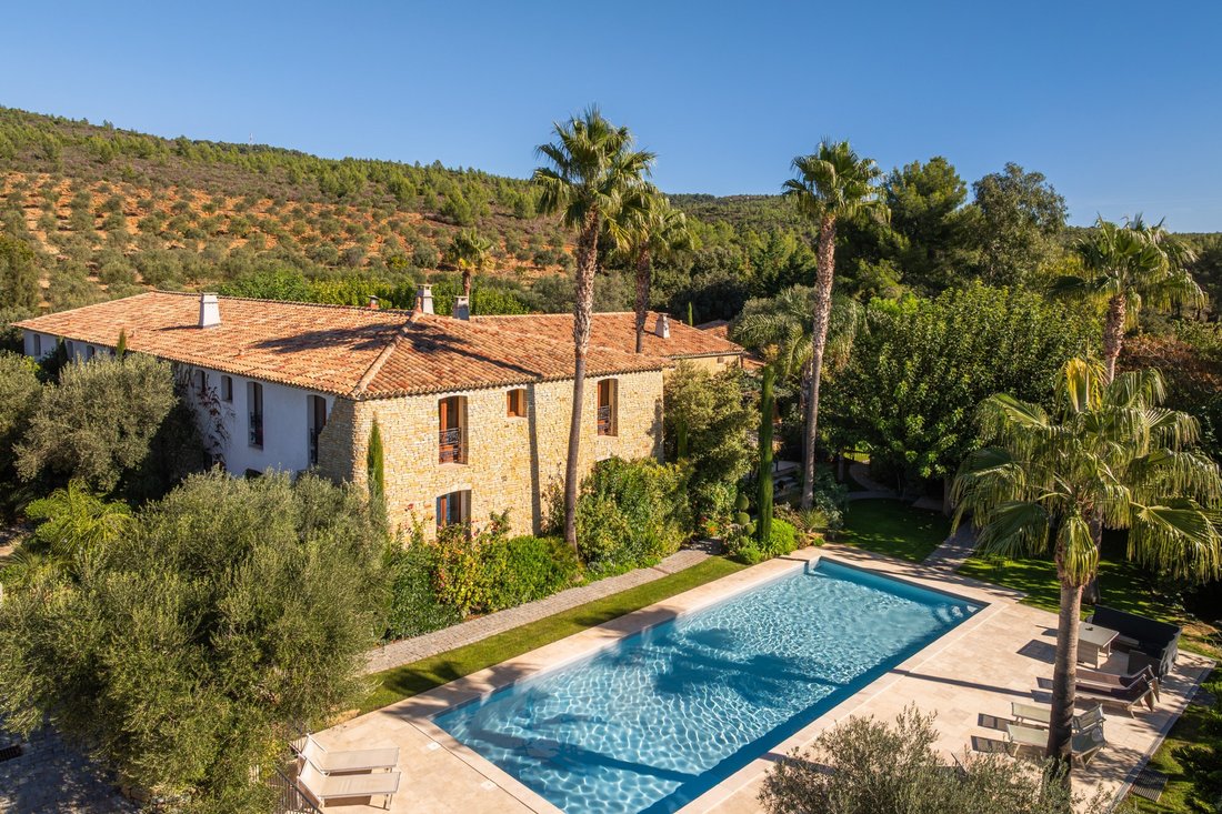 House in Le Castellet, Provence-Alpes-Côte d'Azur, France 1 - 16833253