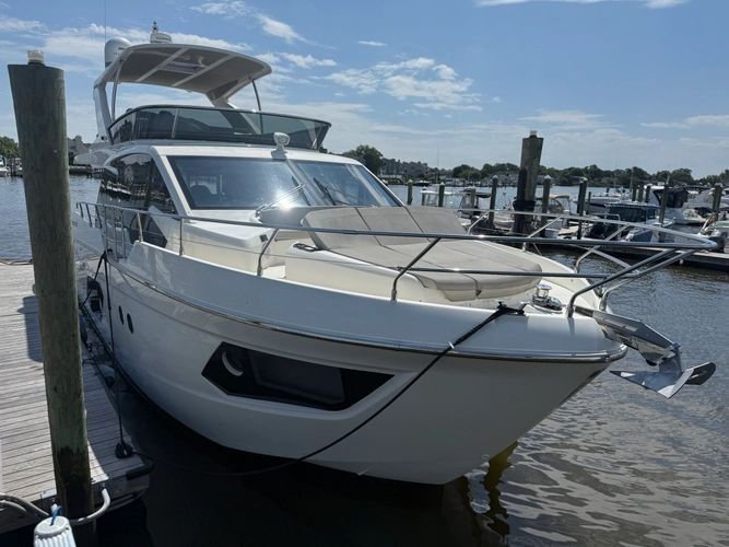 Flybridge in United States 3 - 16832038