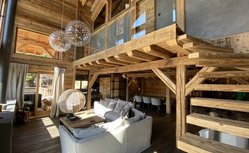 Castle for Sale in Bourges, Centre-Val de Loire, France