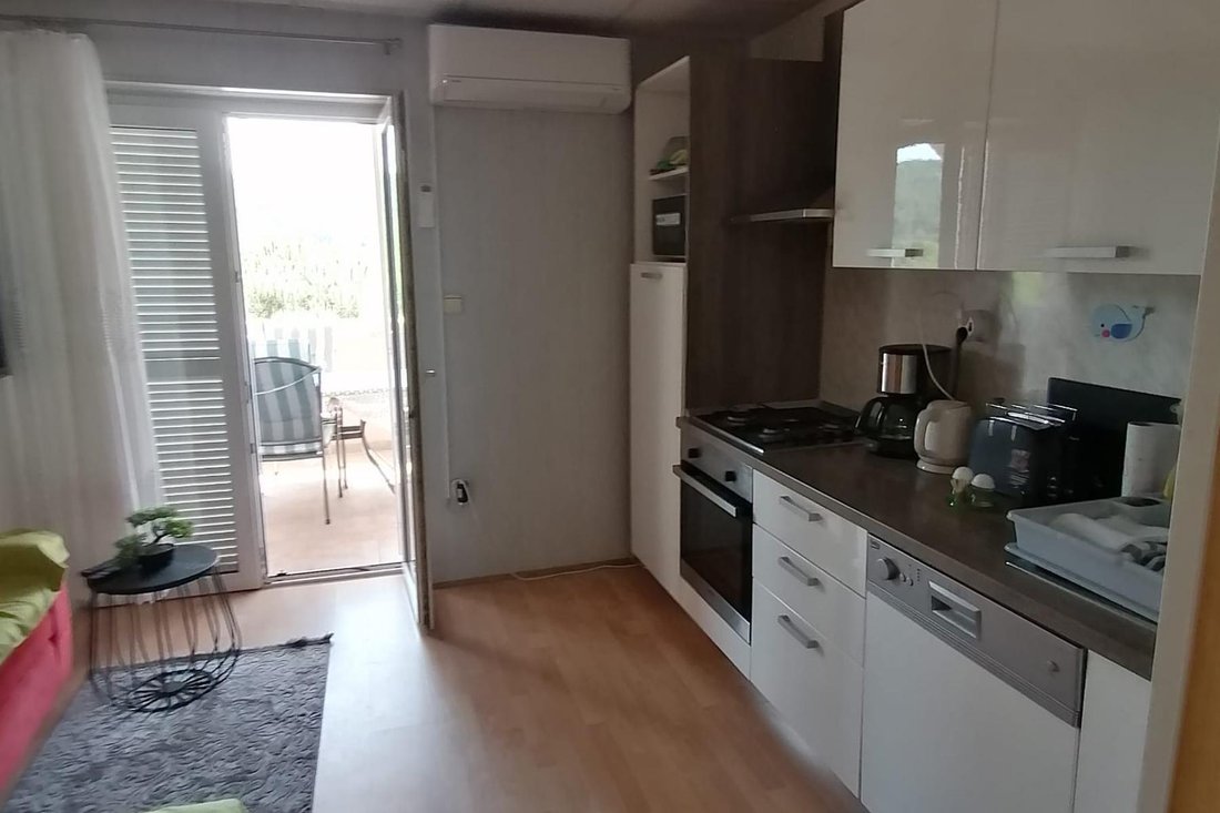 Villa in Municipality of Lopar, Primorje-Gorski Kotar County, Croatia 2 - 16833228