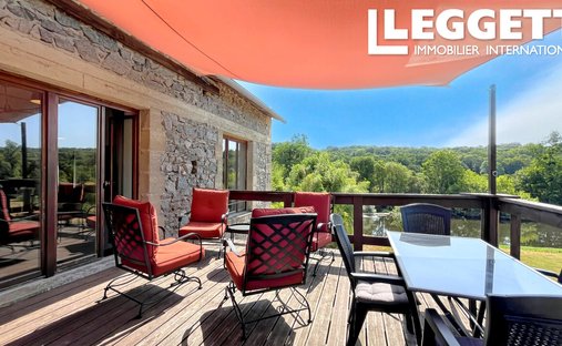 Castle for Sale in Lessac, Nouvelle-Aquitaine, France