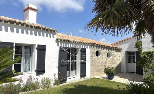 House in Croix de Vie, Saint-Gilles-Croix-de-Vie, France 1