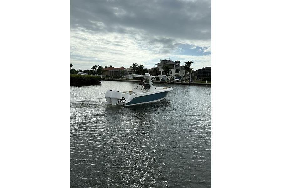 Cruiser in United States 3 - 16582658