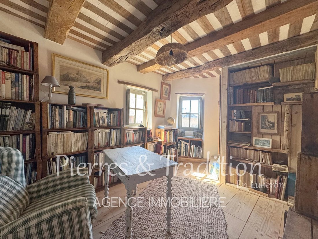 House in Caseneuve, Provence-Alpes-Côte d'Azur, France 3 - 16836929