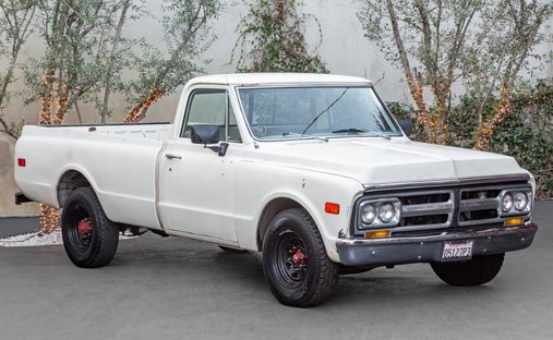 GMC C2500 in Los angeles, ca 1