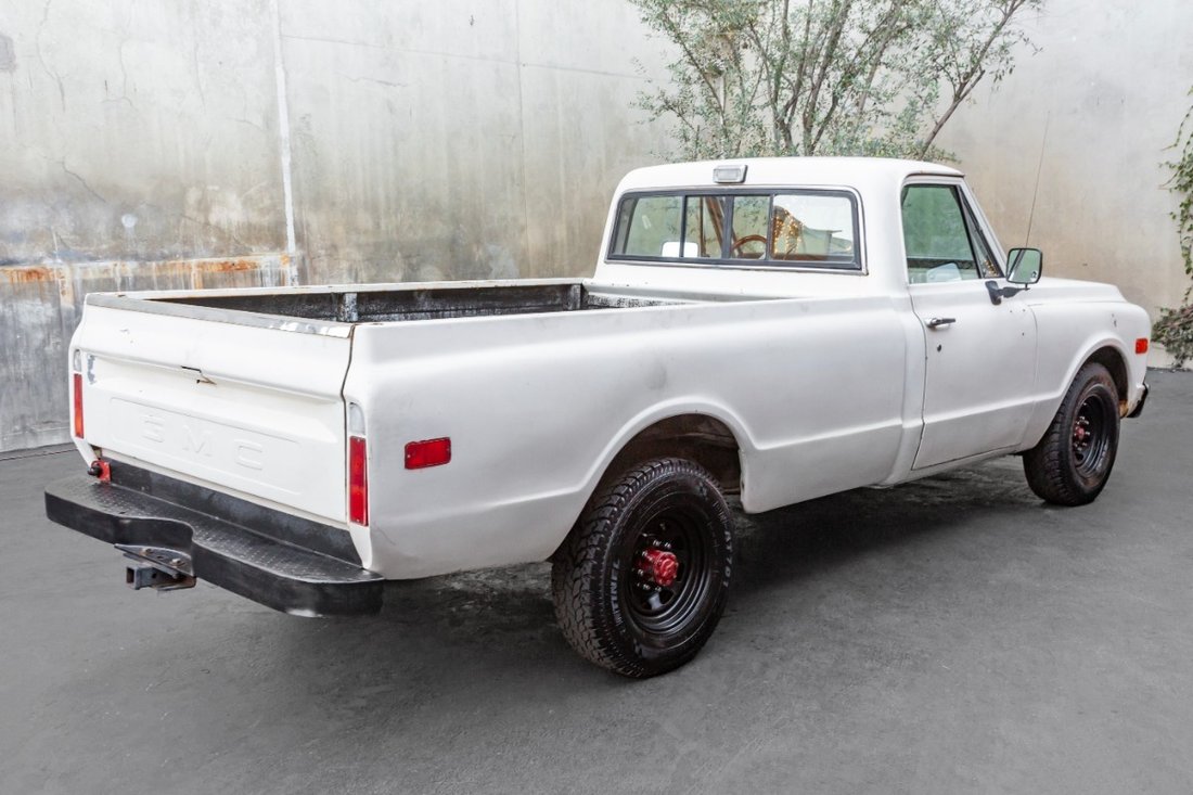 GMC C2500 in Los Angeles, CA 5 - 16831669