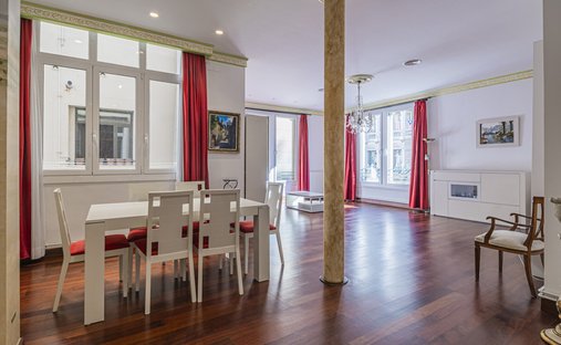 Apartamento en Eixample, Barcelona, España 1