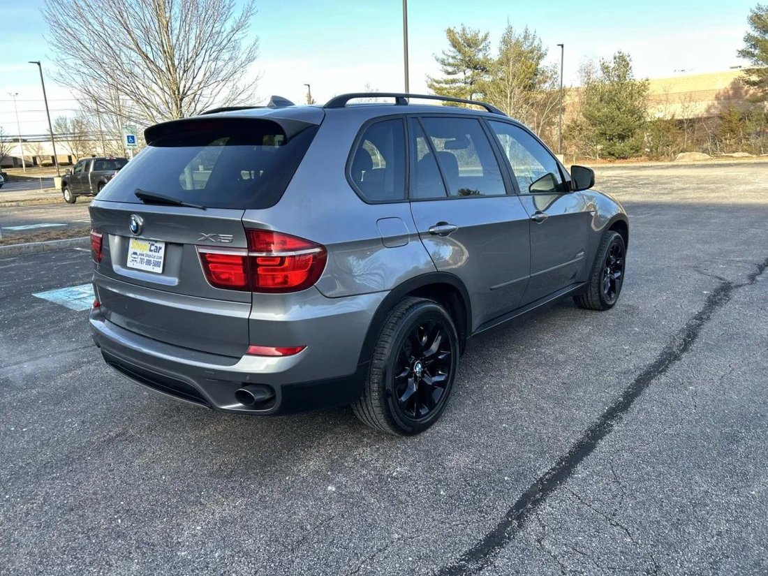 Suv in Canton, MA, United States 5 - 16840153