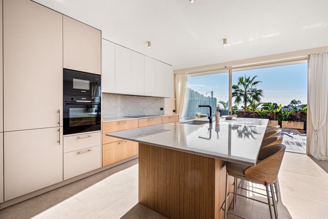 Apartment in Puerto Banus, Marbella, Spain 4 - 16834448