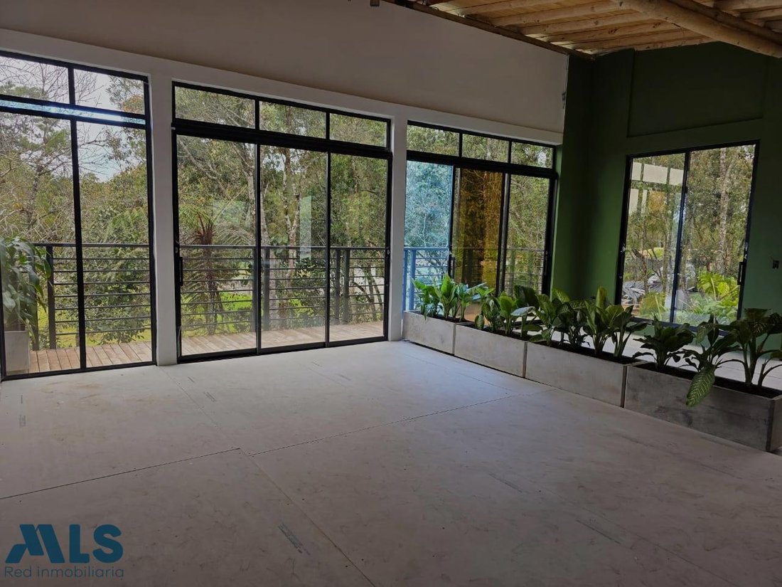 Finca in Santa Elena, Antioquia, Colombia 1 - 16836782