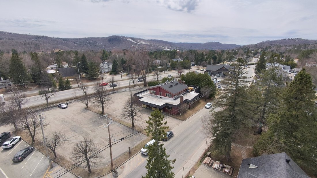 Land in Saint-Sauveur, Quebec, Canada 1 - 15909969