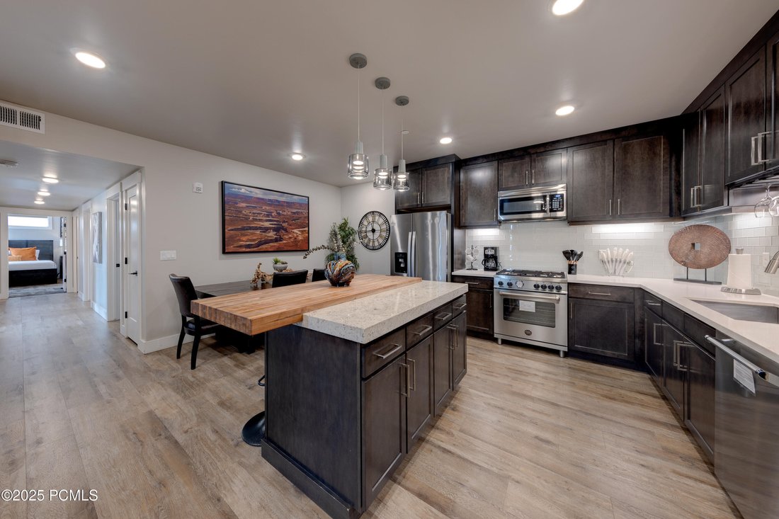 Condo in Moab, Utah, United States 3 - 16830295