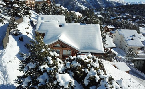 Castle for Sale in Bourges, Centre-Val de Loire, France - 3