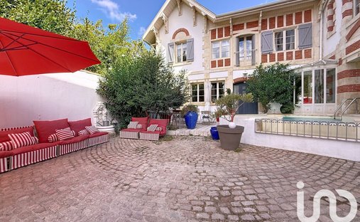 Castle for Sale in Béziers, Occitanie, France