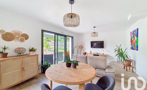 Castle for Sale in Guidel, Brittany, France