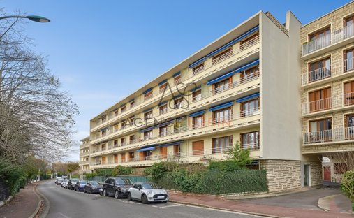 Château For Sale, 15 Rooms Le Vesinet 78110