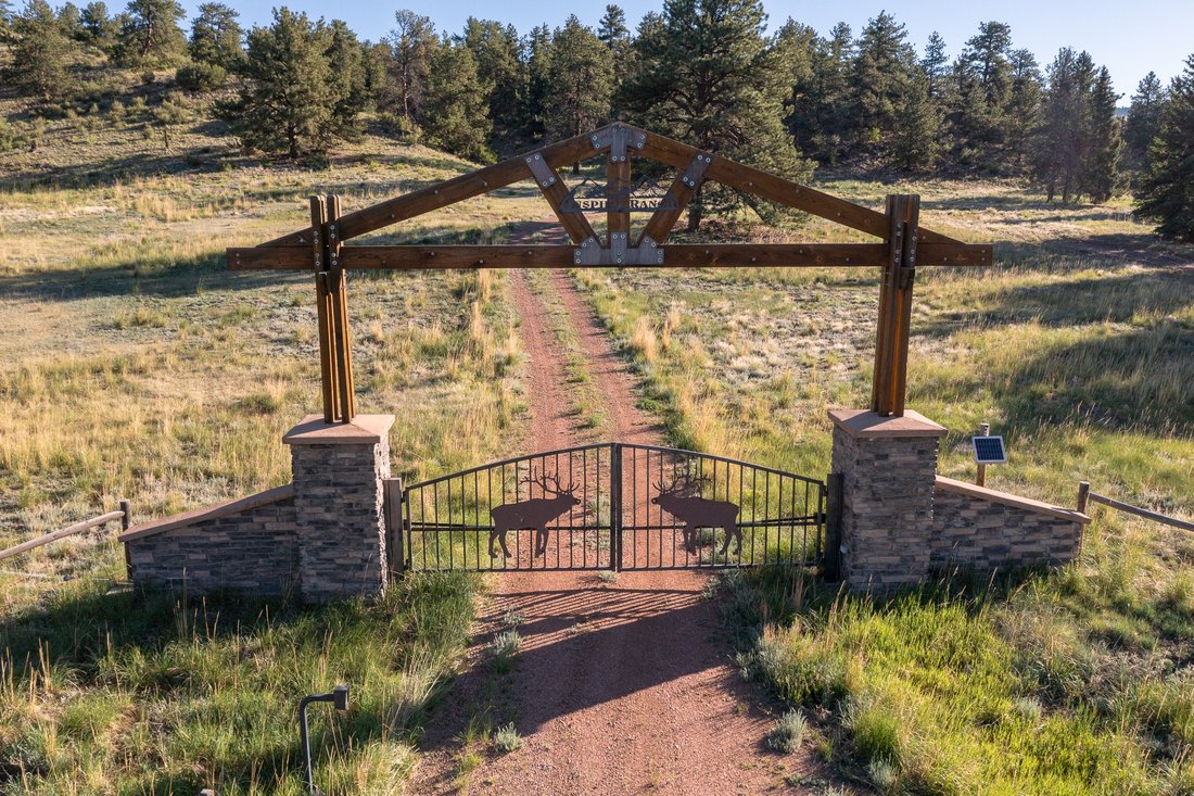 Farm Ranch in Guffey, Colorado, United States 5 - 14461510