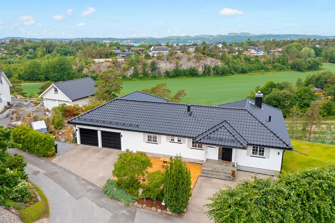 Villa in Larvik, Vestfold, Norway 3 - 16835901