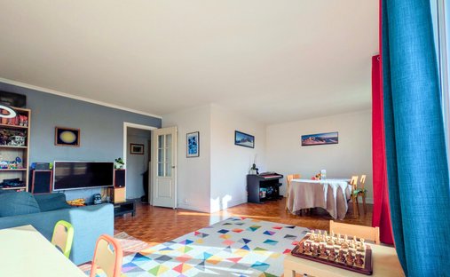 Château For Sale, 15 Rooms Le Vesinet 78110