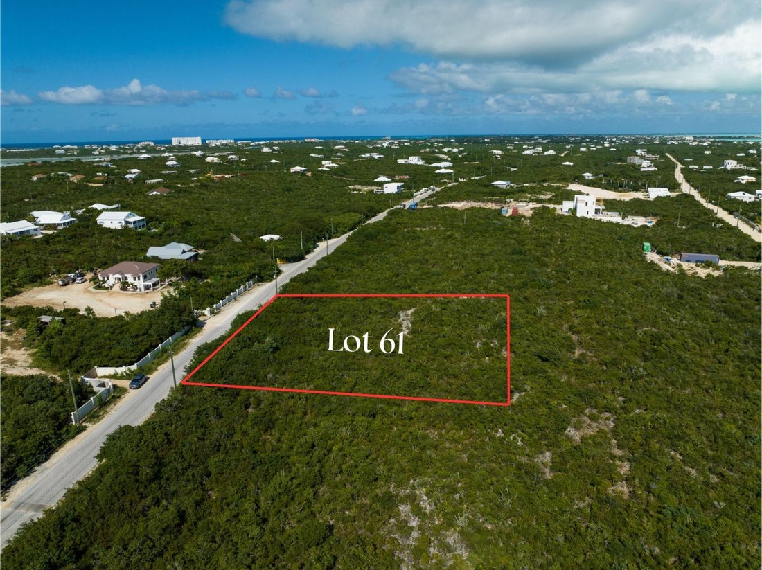 Land in Long Bay Hills, Caicos Islands, Turks and Caicos Islands 1 - 16833497
