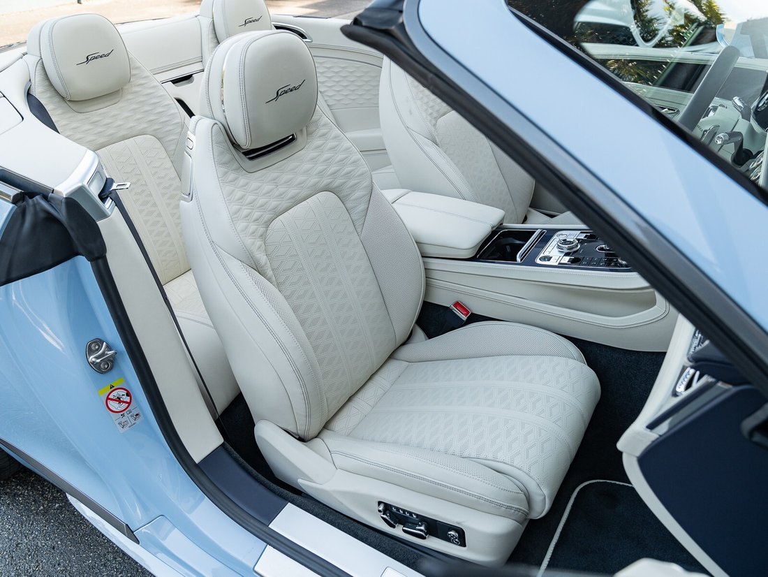 Cabriolet in Naples, FL 4 - 16831202