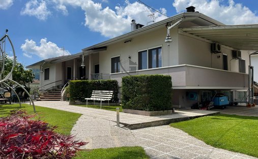 Villa in Malo, Veneto, Italy 1