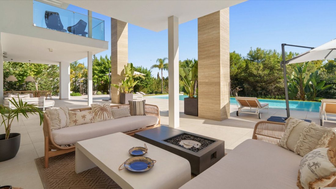 Villa in Marbella, Andalusia, Spain 4 - 16836762