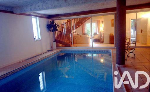 19 Th C. Chateau With Outbuildings And Pool