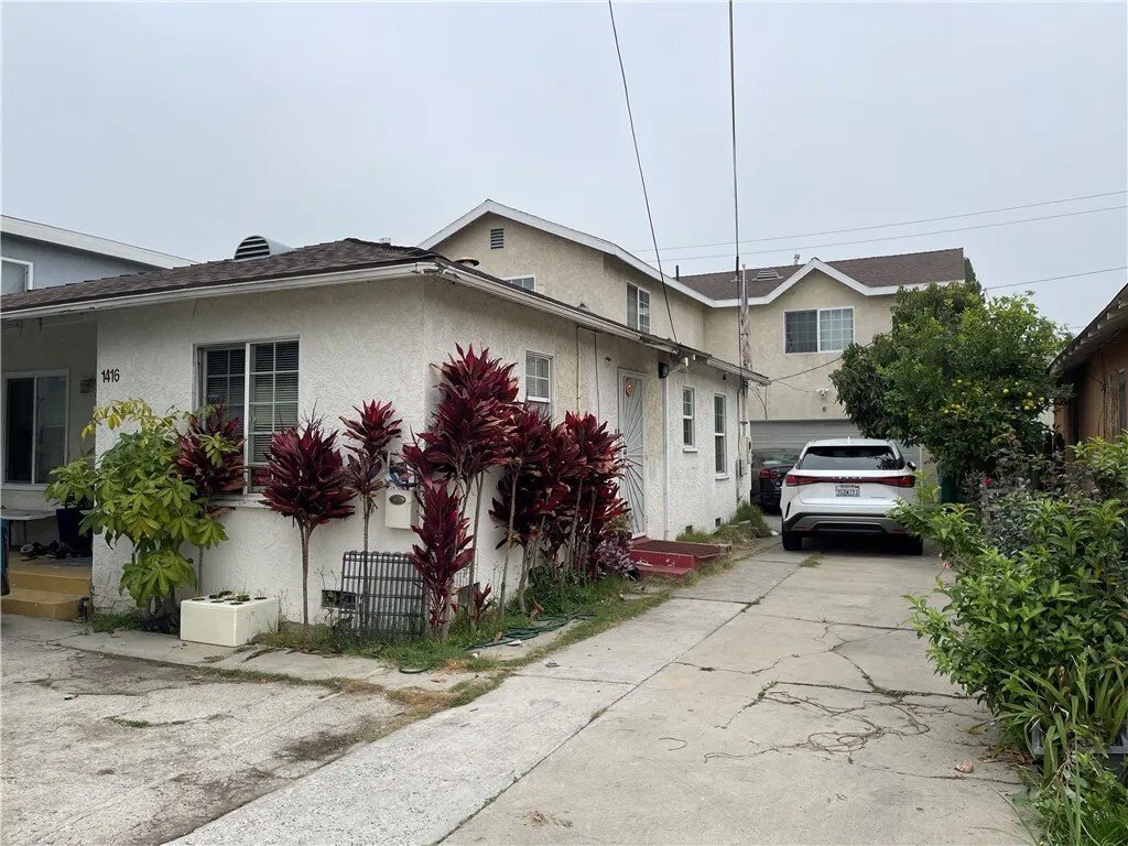 House in Signal Hill, California, United States 1 - 16827096