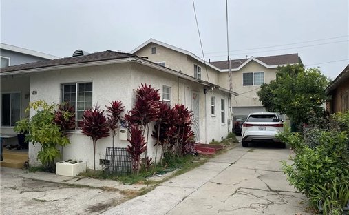 House in Signal Hill, California, United States 1