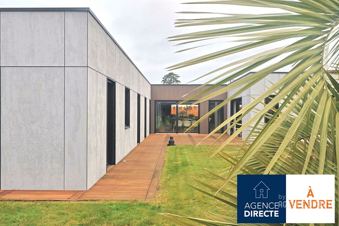 House in Saint-Sebastien-sur-Loire, Pays de la Loire, France 1 - 16838451