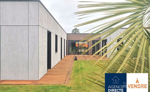 House in Saint-Sebastien-sur-Loire, Pays de la Loire, France 1
