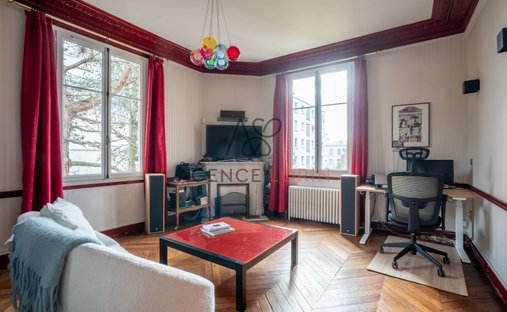 Château For Sale, 15 Rooms Le Vesinet 78110