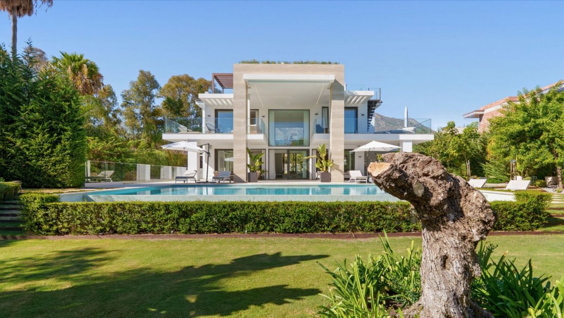 Villa in Marbella, Andalusia, Spain 2 - 16836762